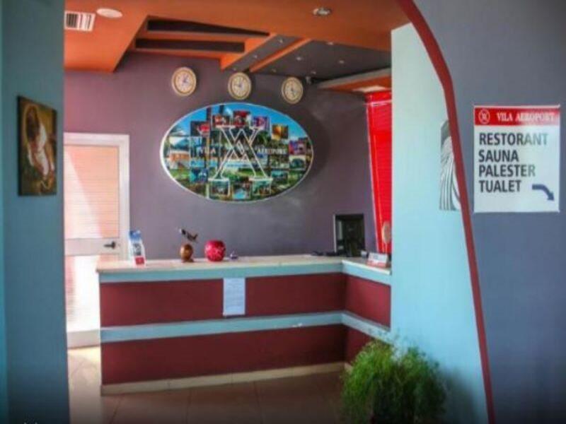 Hotel Vila Aeroport Rinas Exterior foto